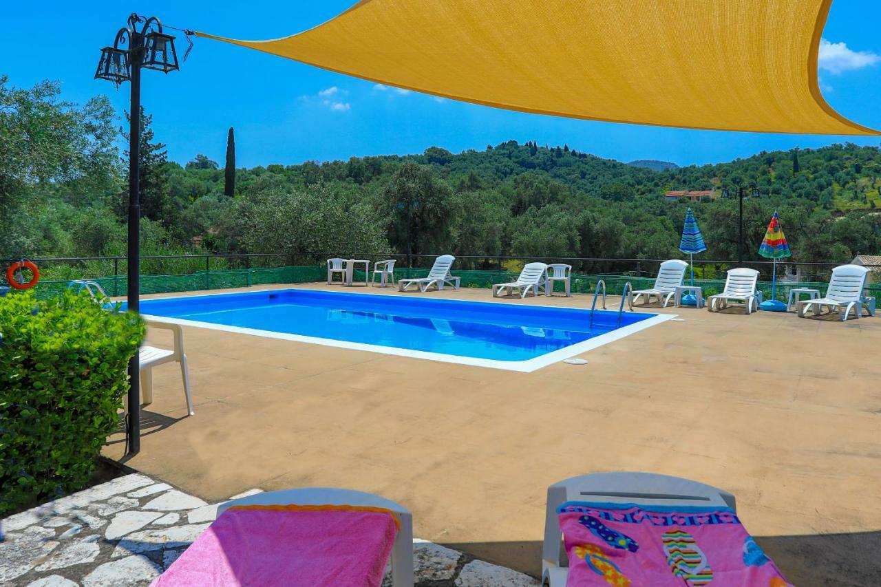Fran Apartments Agios Spyridon  Exteriör bild